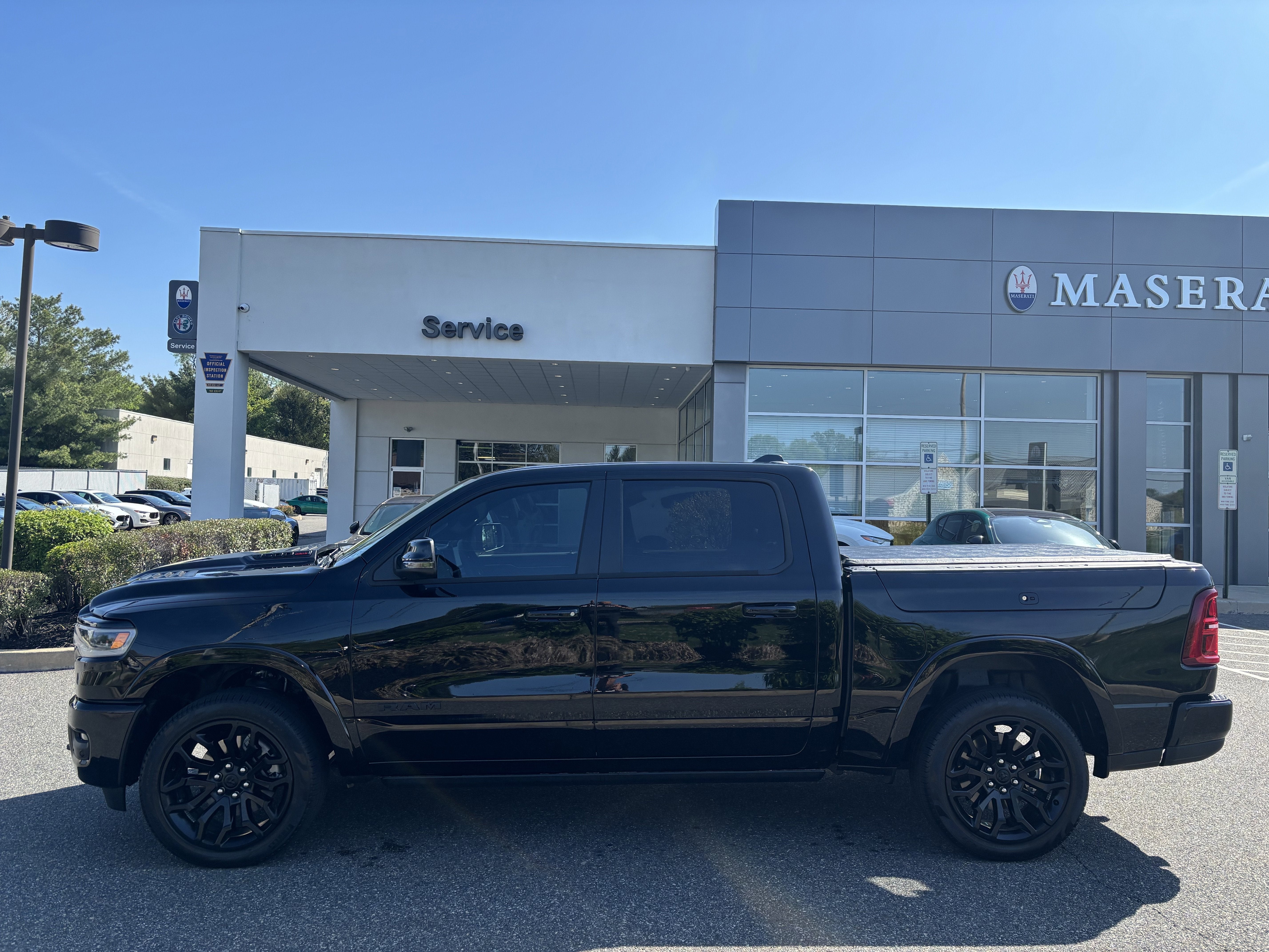 2025 RAM 1500 Limited