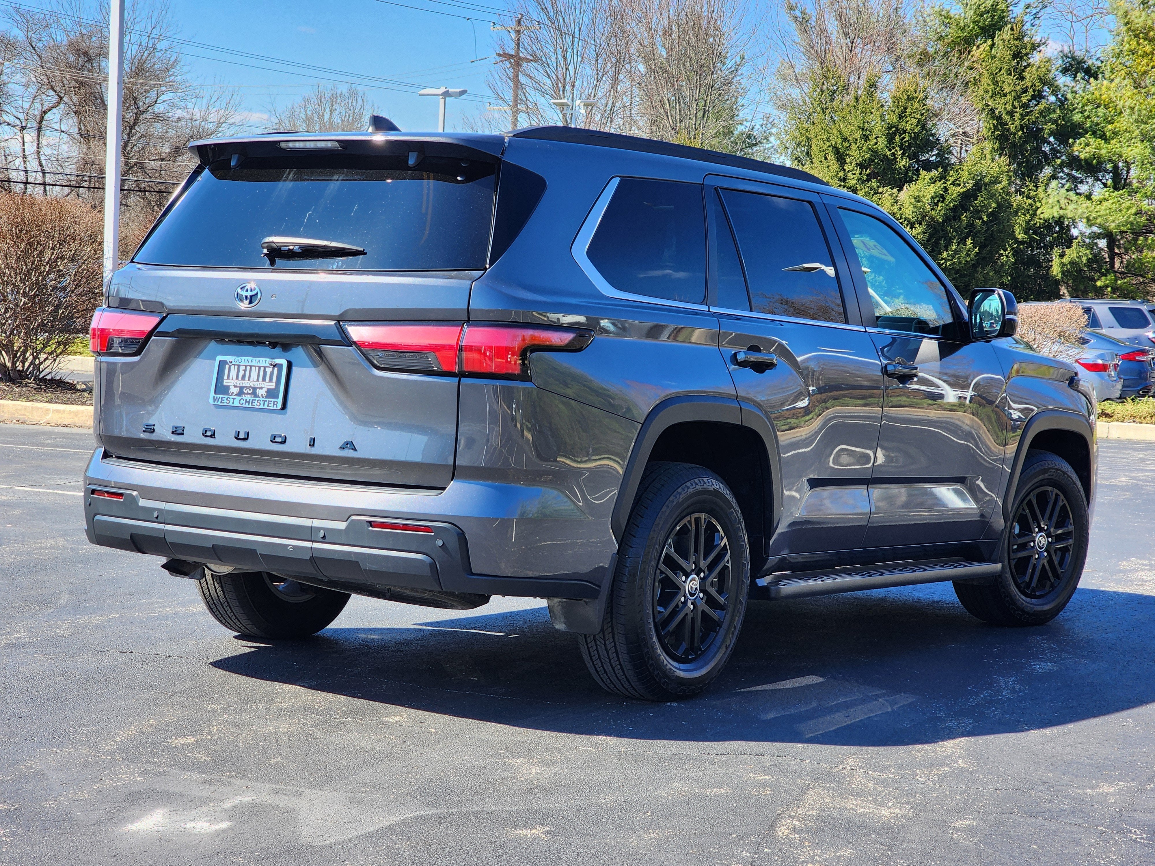 2024 Toyota Sequoia SR5