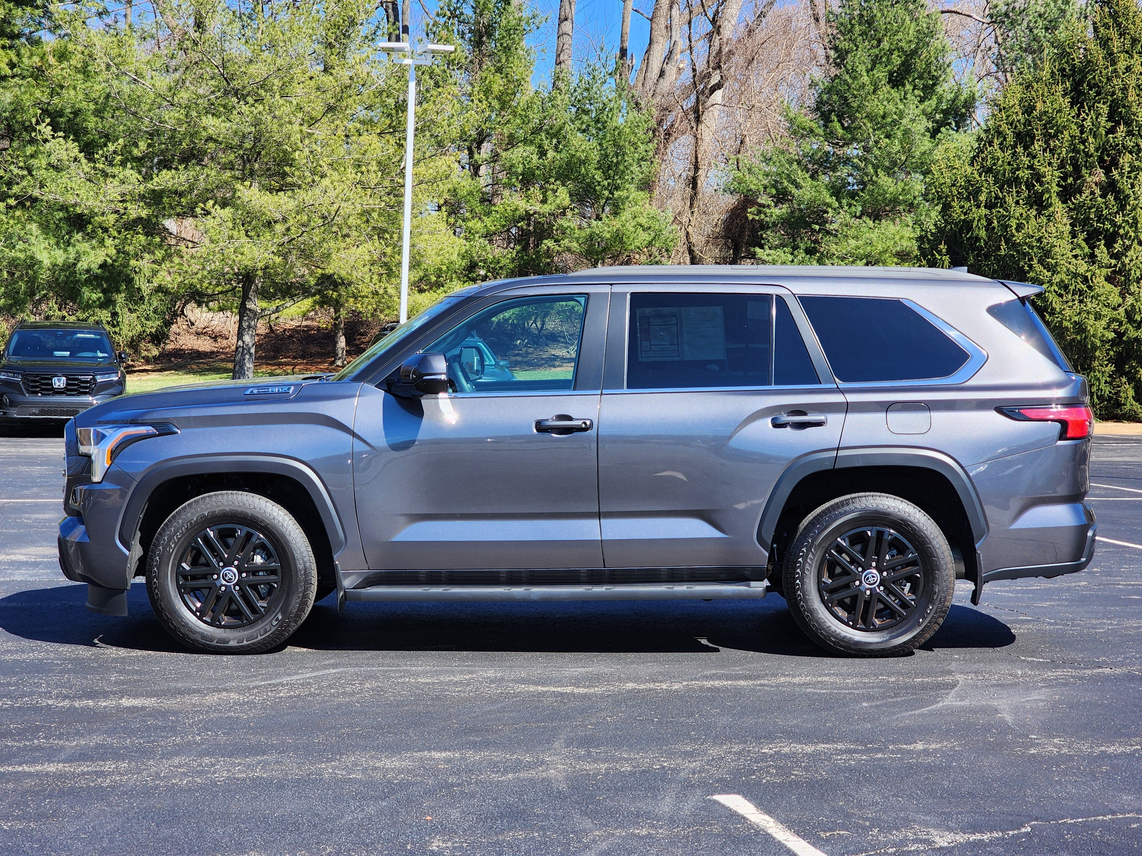 2024 Toyota Sequoia SR5