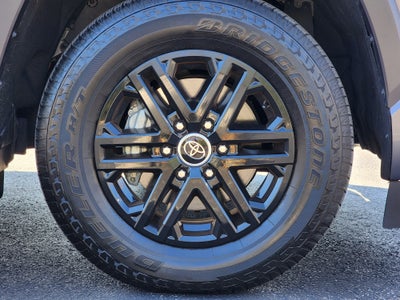 2024 Toyota Sequoia SR5
