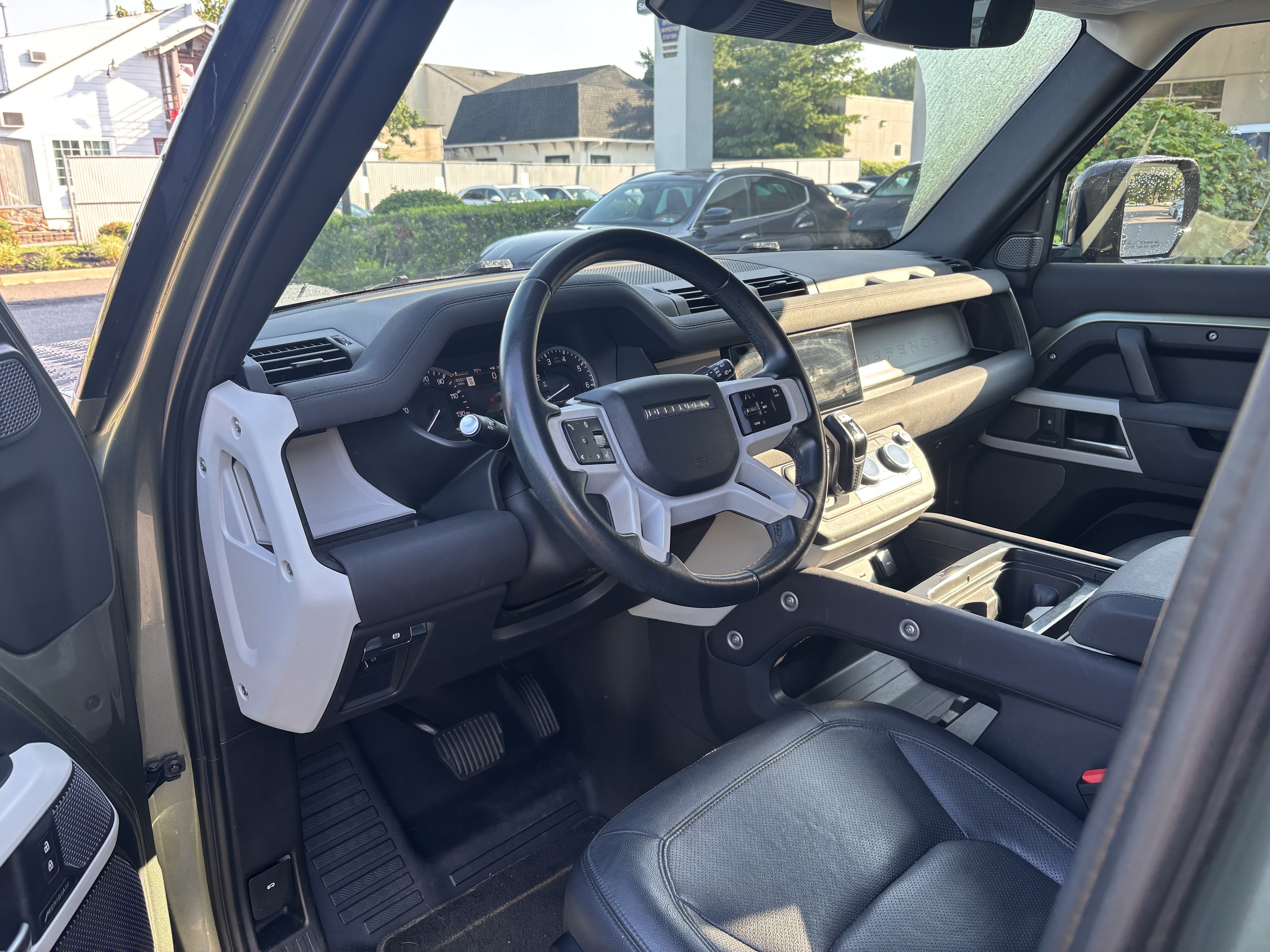 2023 Land Rover Defender 110 S