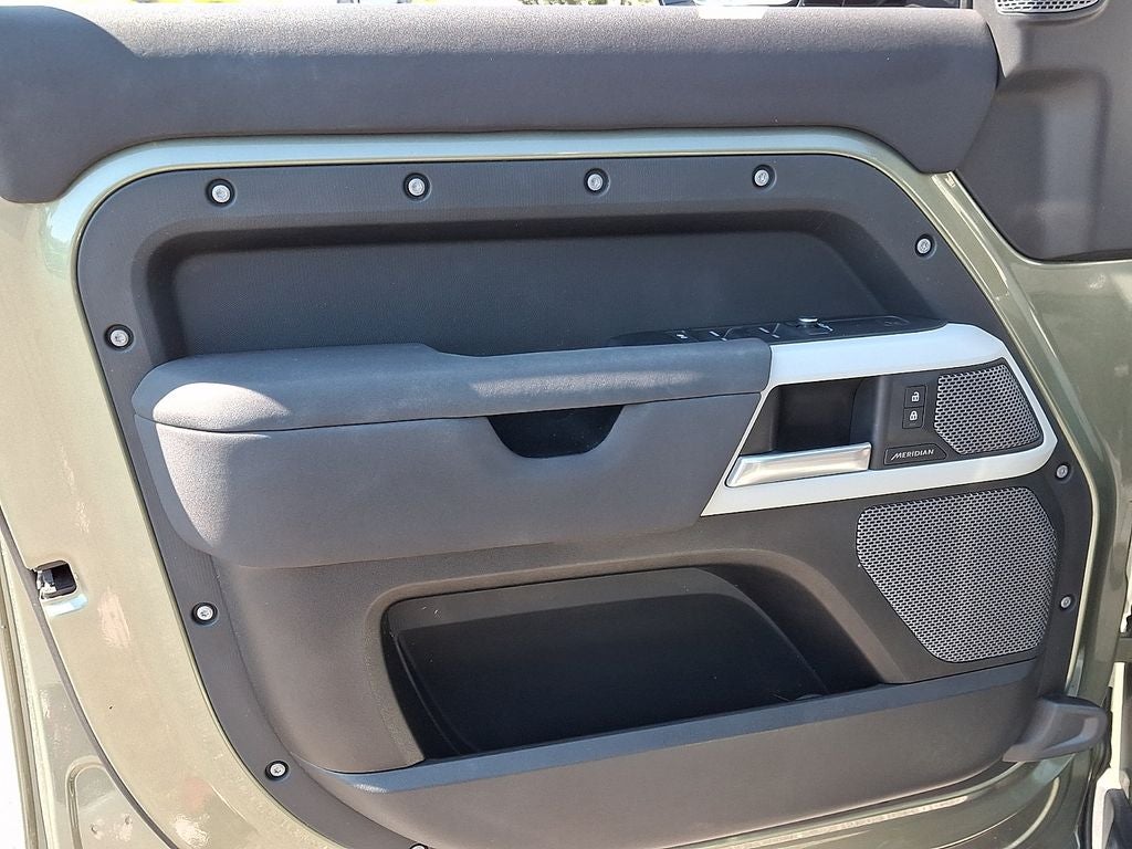 2023 Land Rover Defender 110 S