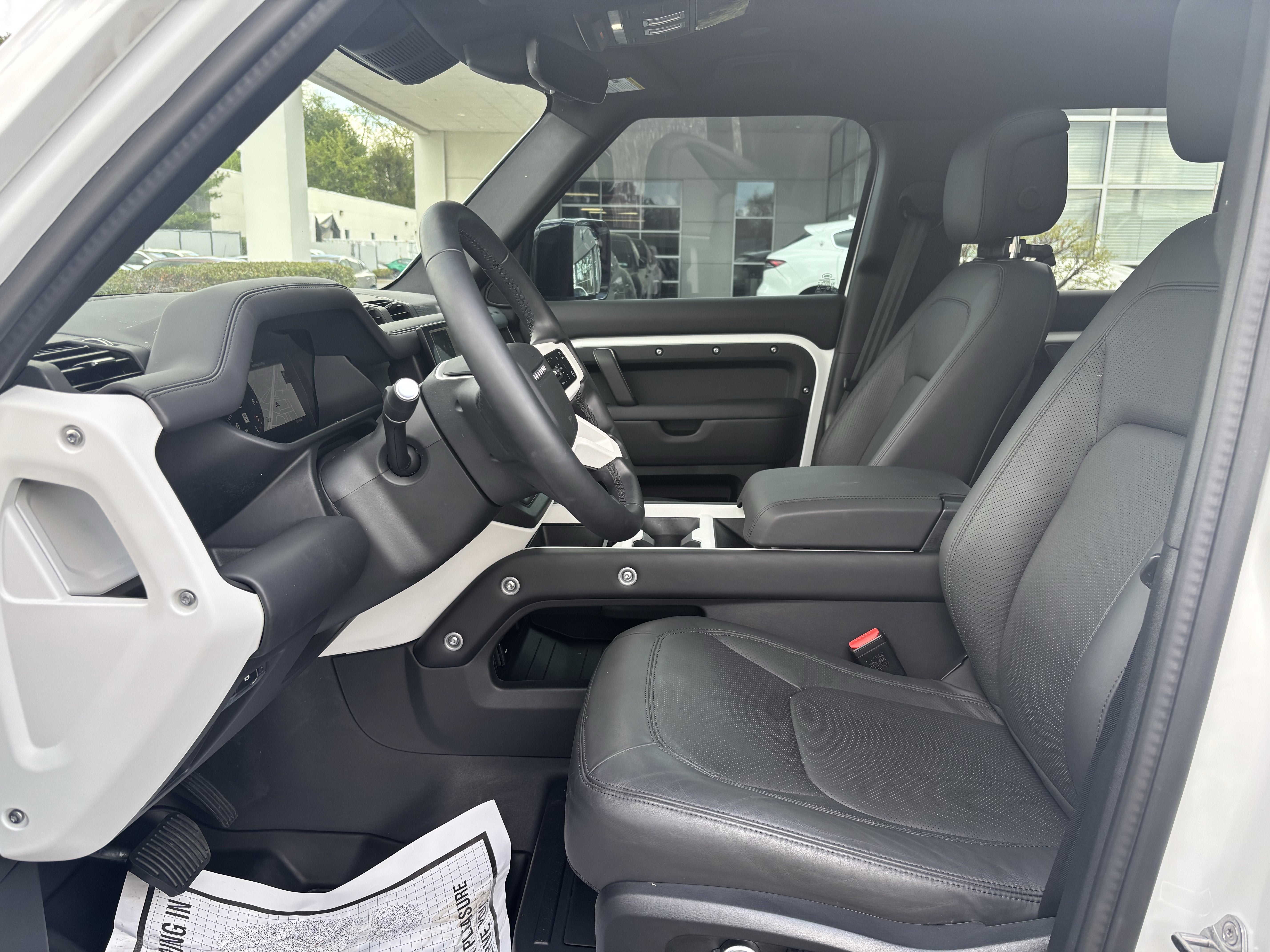 2025 Land Rover Defender 130 S