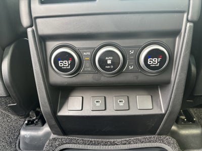 2025 Land Rover Defender 130 S