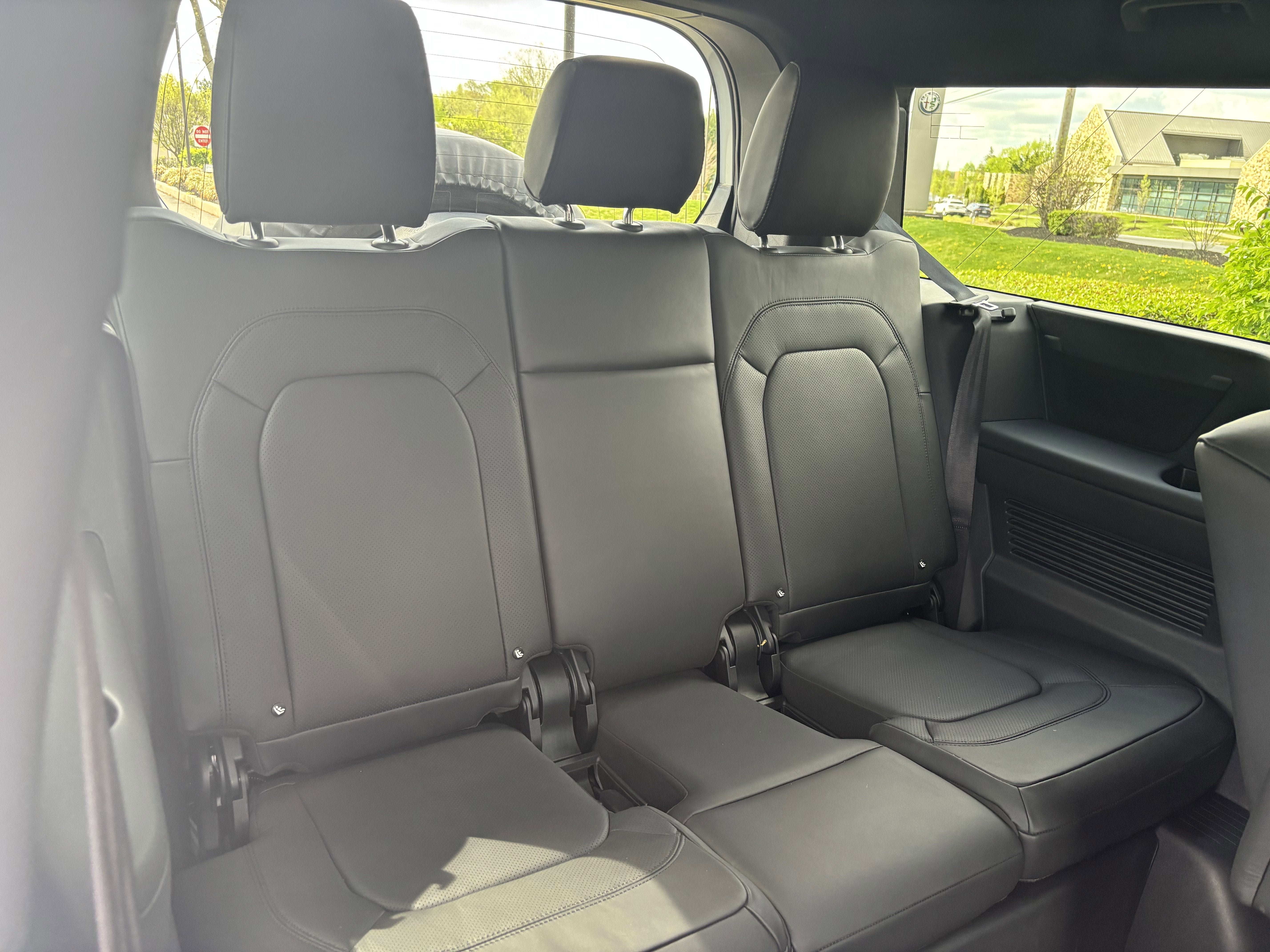 2025 Land Rover Defender 130 S