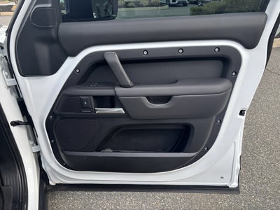 2025 Land Rover Defender 130 S