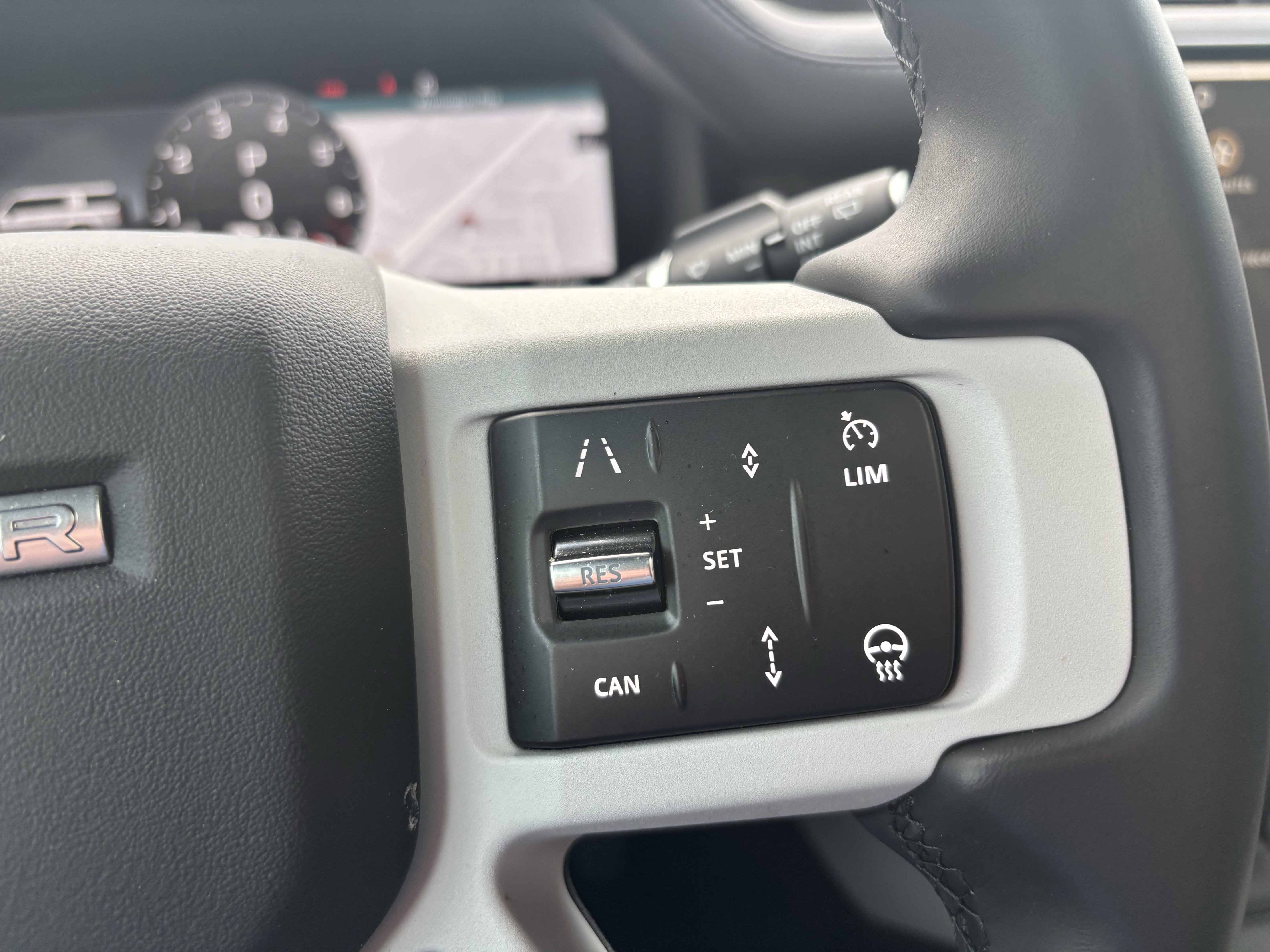 2025 Land Rover Defender 130 S