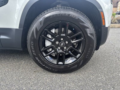 2025 Land Rover Defender 130 S