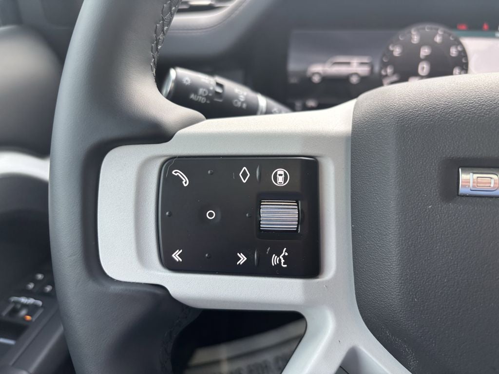 2025 Land Rover Defender 130 S