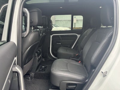 2025 Land Rover Defender 130 S