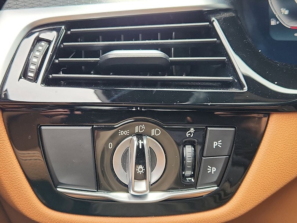 2023 BMW 5 Series M550i xDrive
