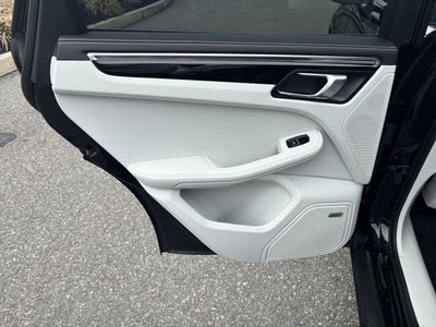 2024 Porsche Macan T