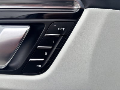 2024 Porsche Macan T
