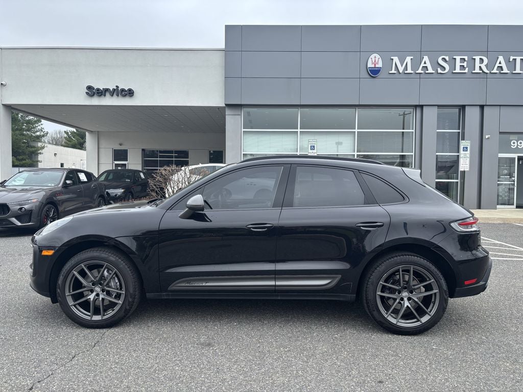 2024 Porsche Macan T