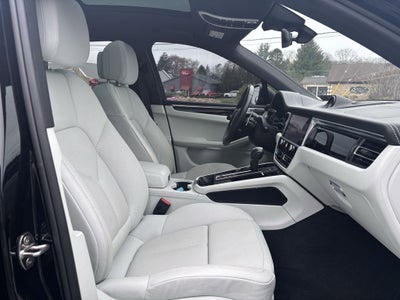 2024 Porsche Macan T