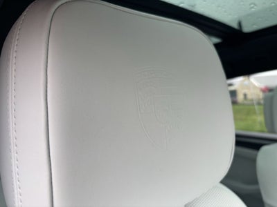 2024 Porsche Macan T
