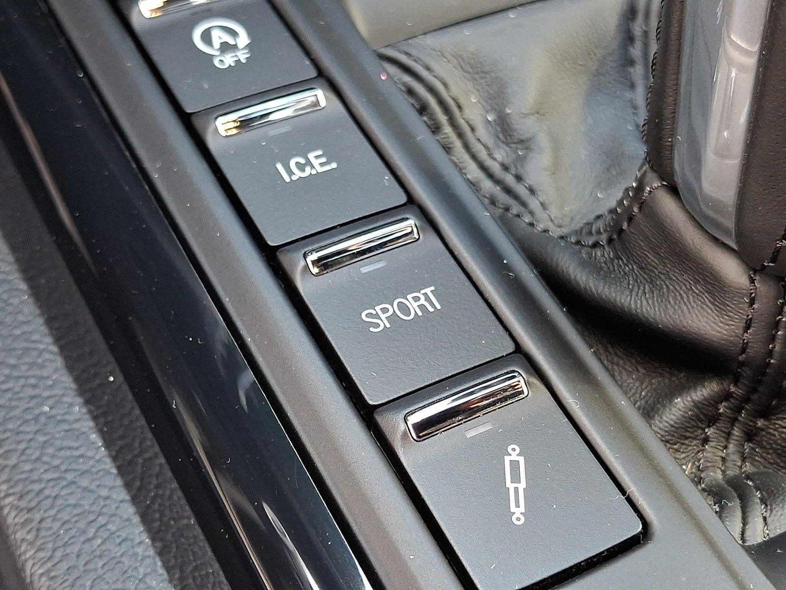 2024 Maserati Quattroporte Modena