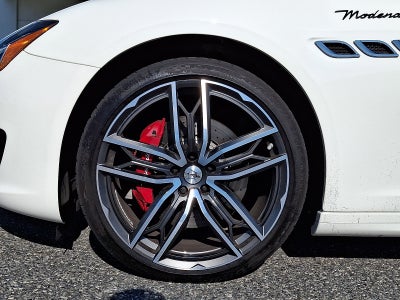2024 Maserati Quattroporte Modena