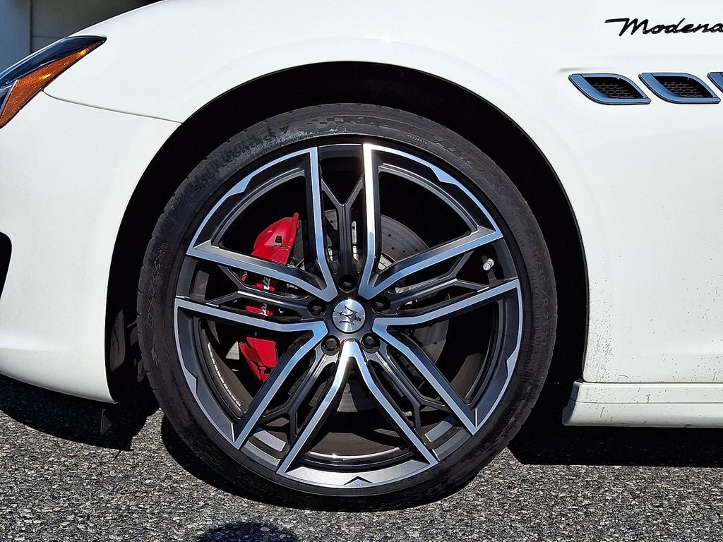 2024 Maserati Quattroporte Modena