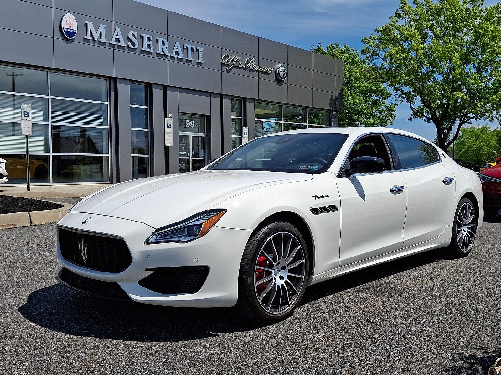 2024 Maserati Quattroporte Modena Ultima Q4's photo