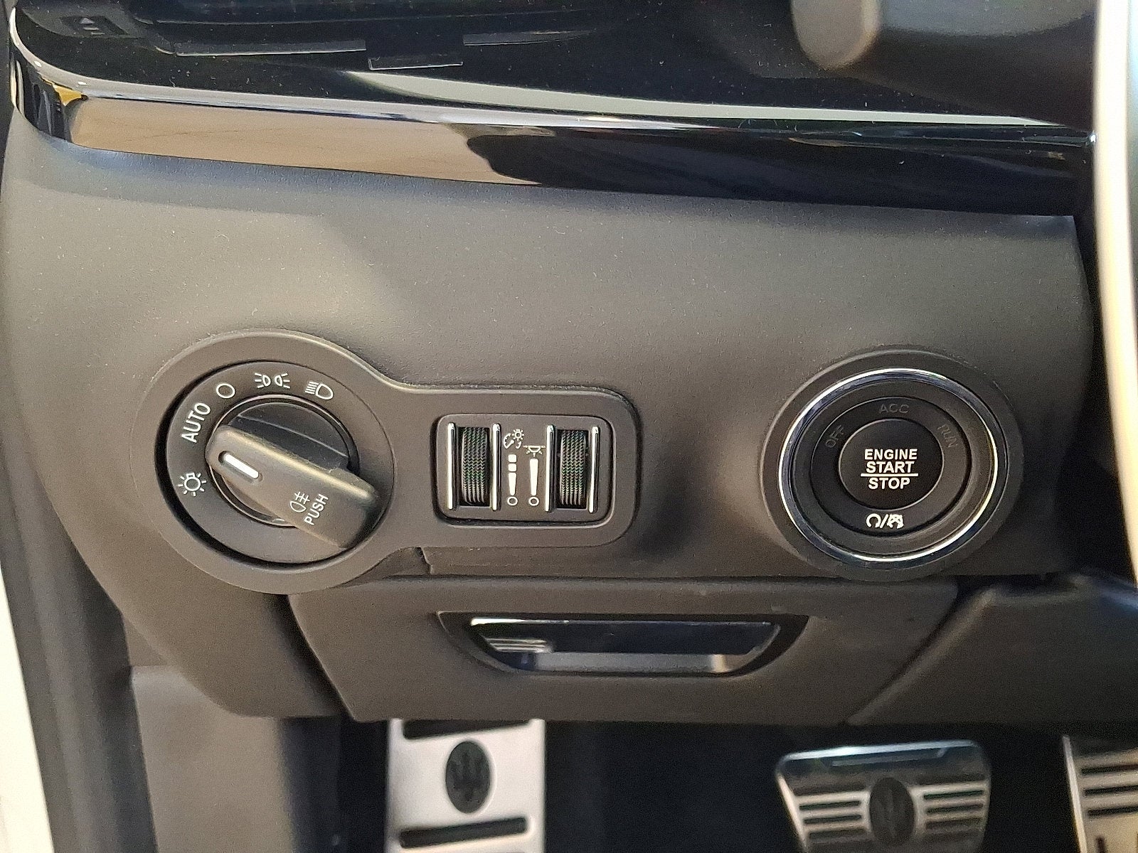 2024 Maserati Quattroporte Modena