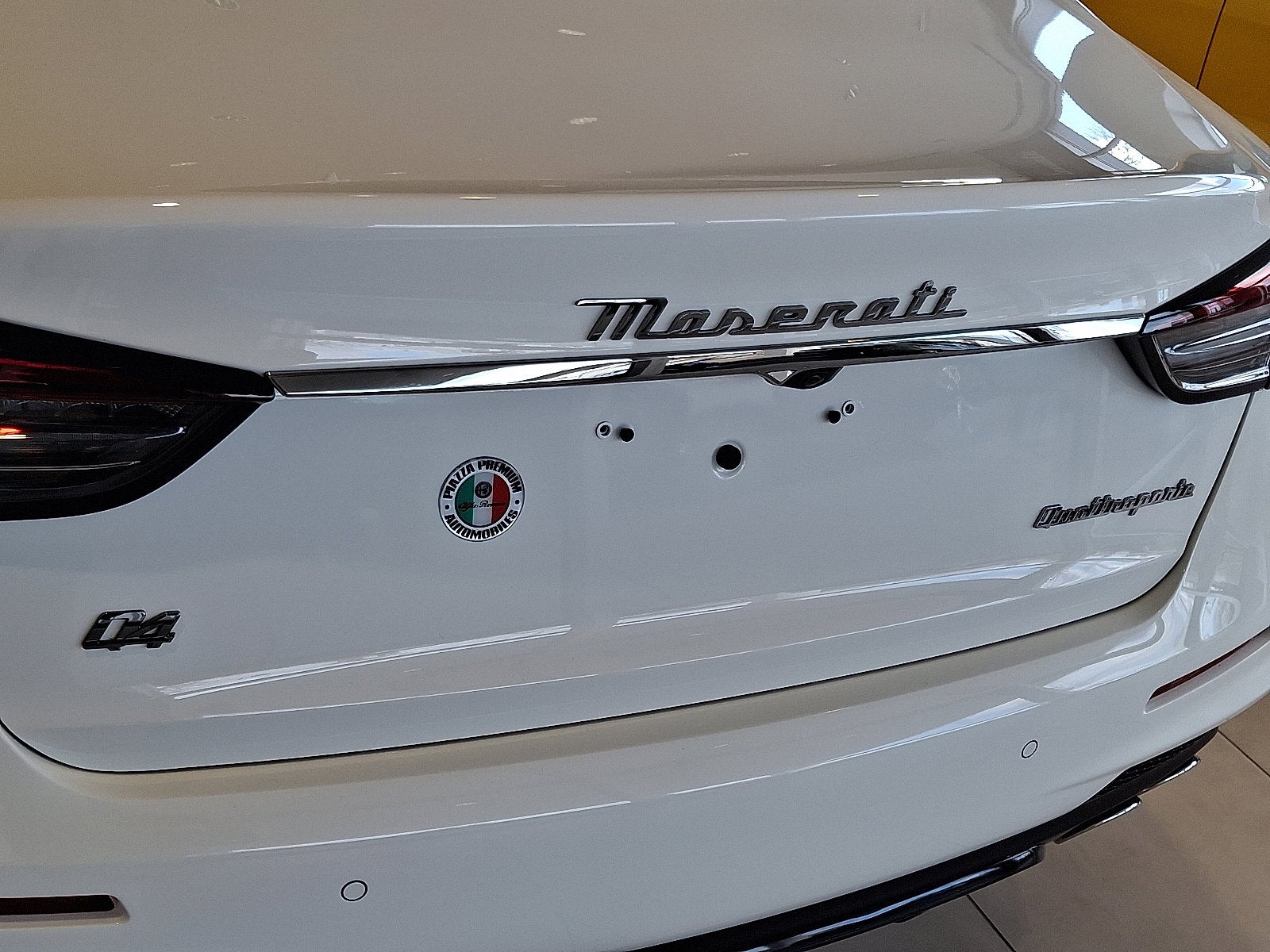 2024 Maserati Quattroporte Modena