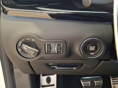 2024 Maserati Quattroporte Modena