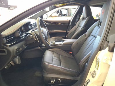 2024 Maserati Quattroporte Modena