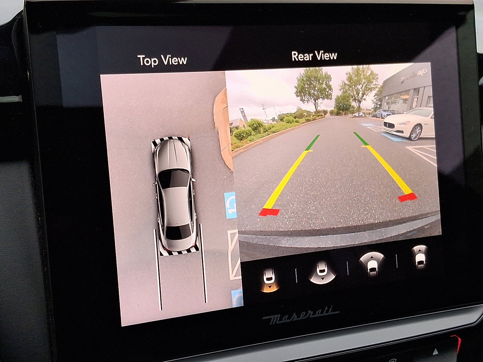 2021 Maserati Quattroporte Trofeo