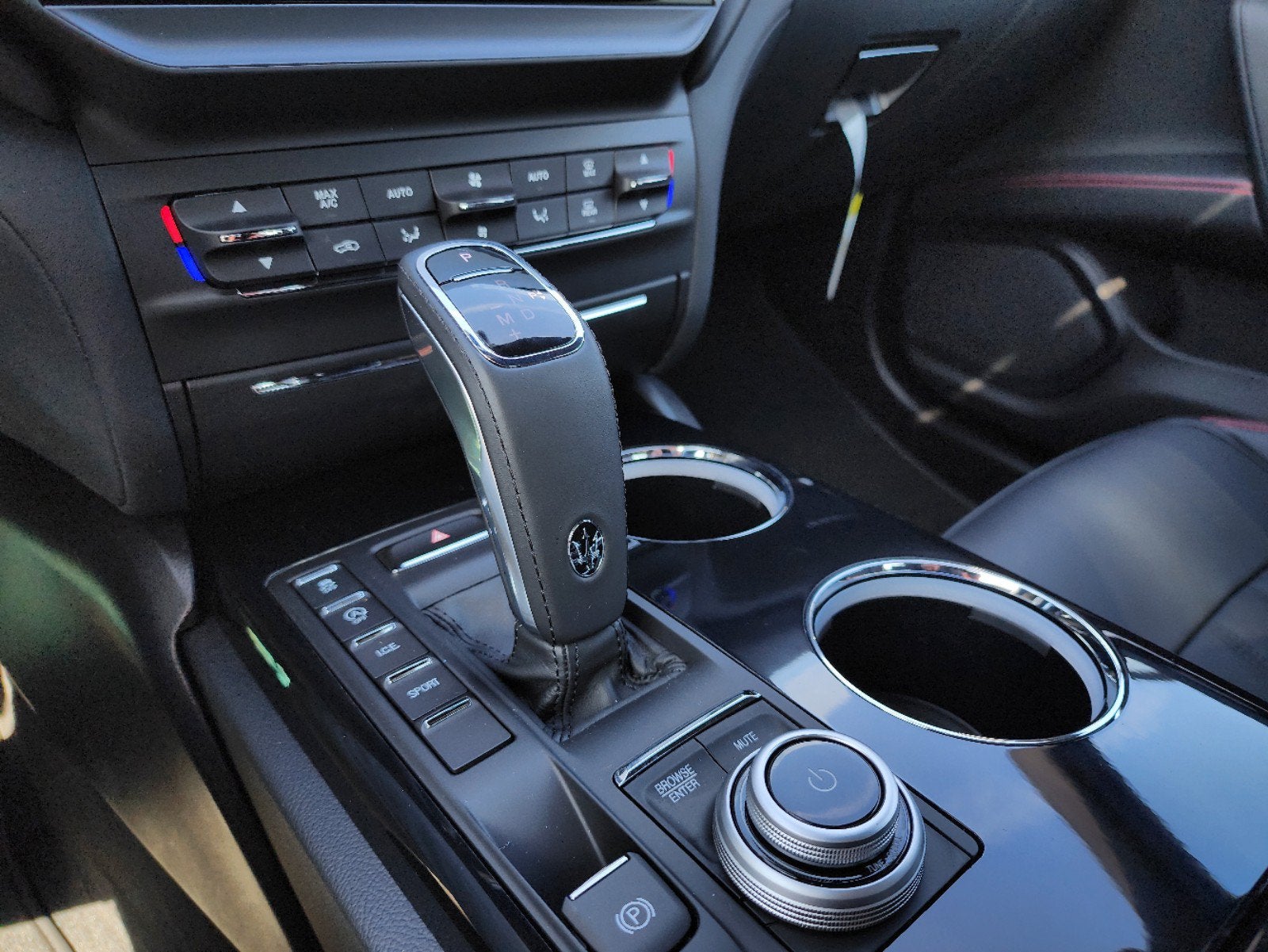 2024 Maserati Ghibli Modena