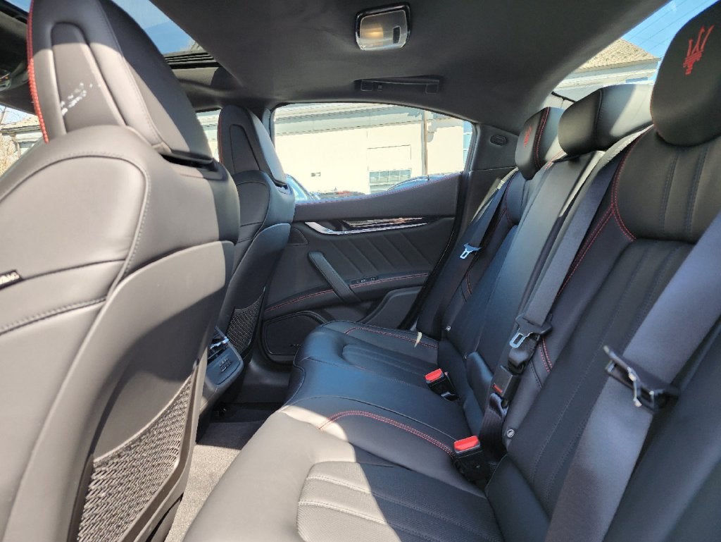 2024 Maserati Ghibli Modena