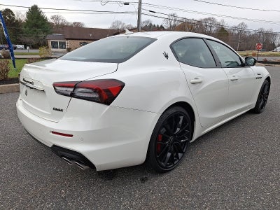2024 Maserati Ghibli Modena