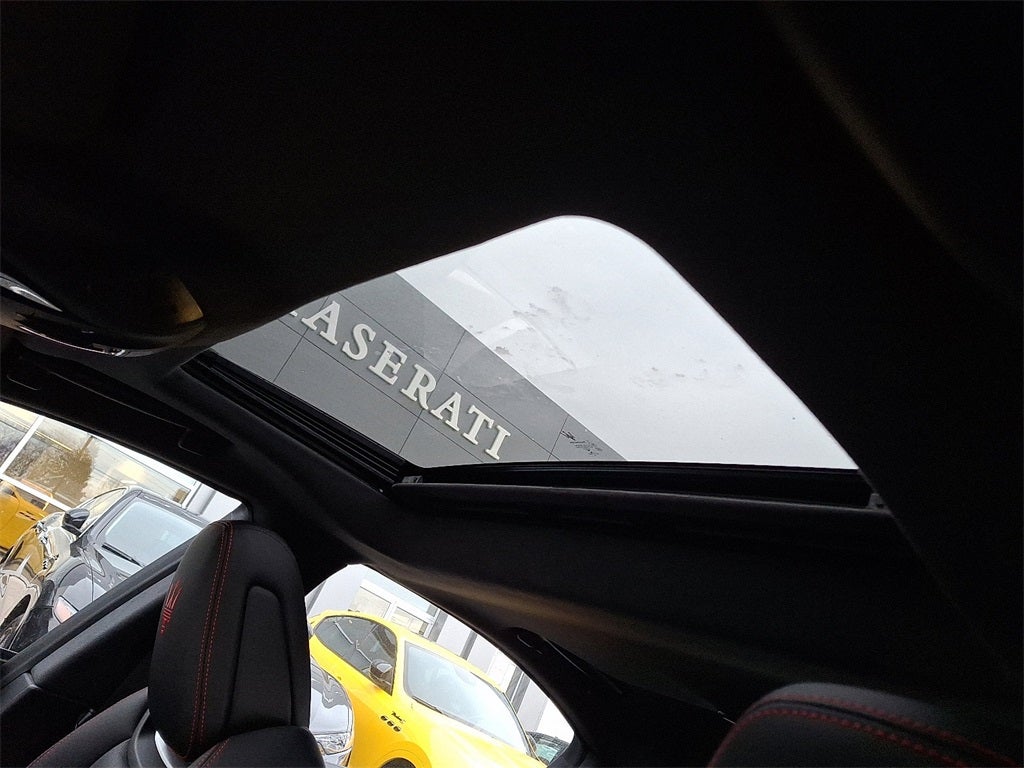 2024 Maserati Ghibli Modena