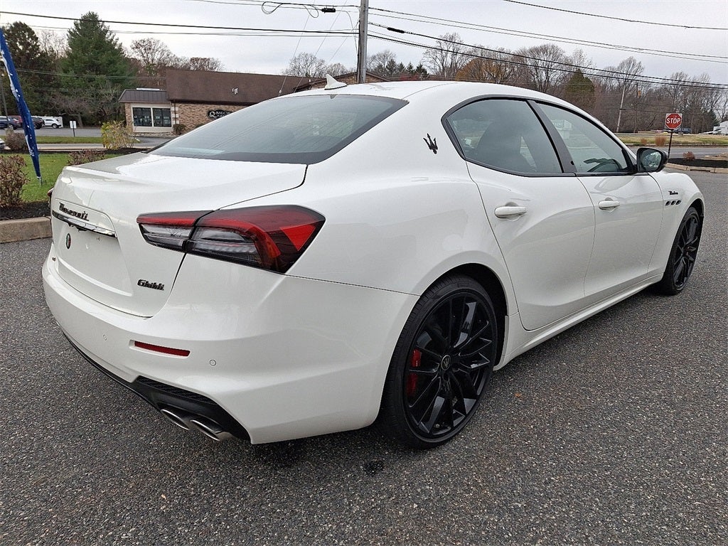 2024 Maserati Ghibli Modena