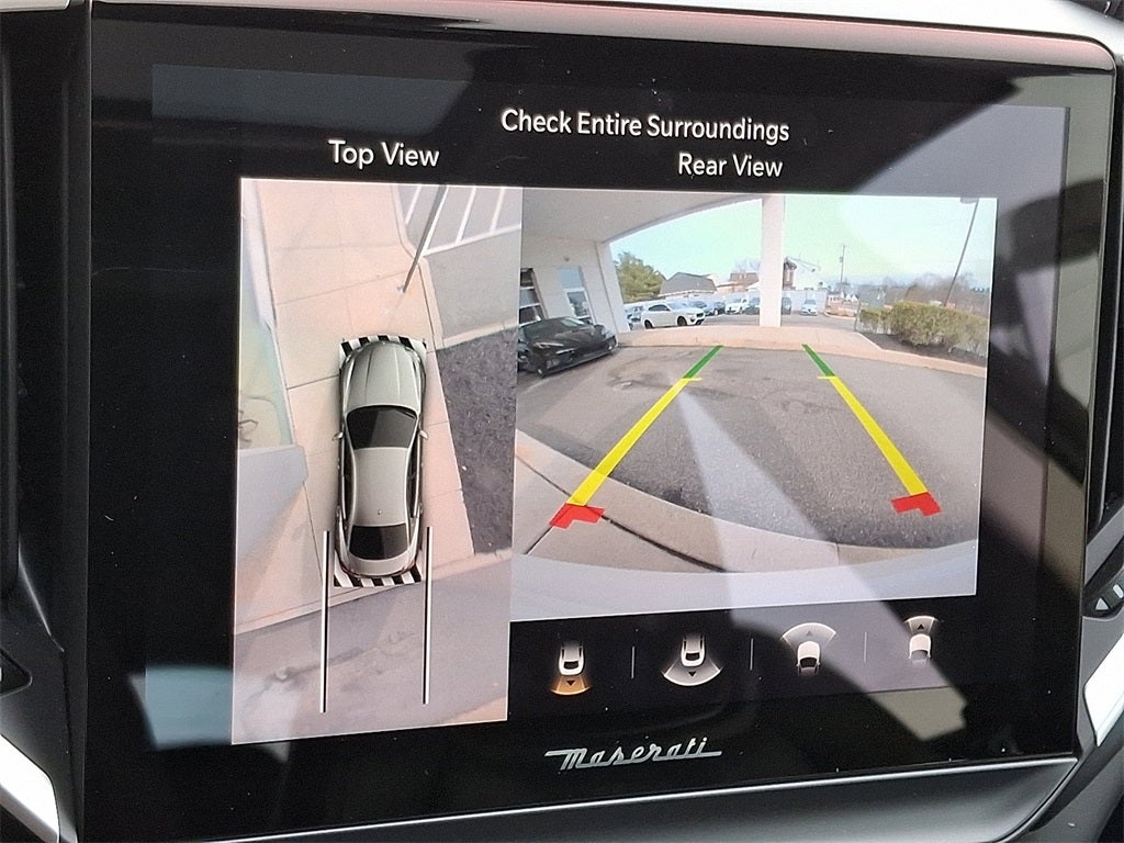 2021 Maserati Ghibli Trofeo