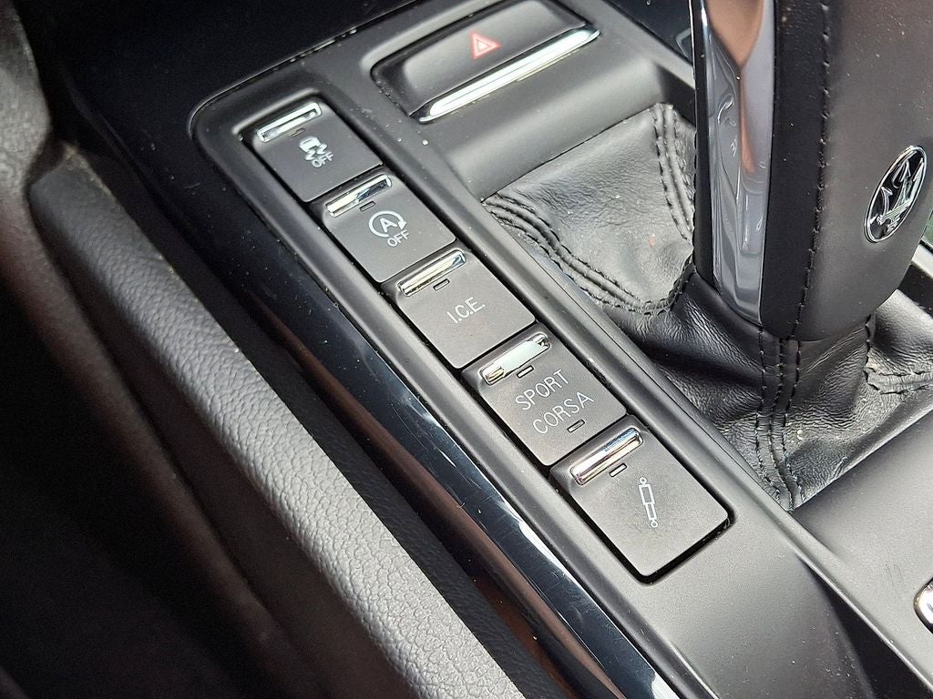 2021 Maserati Ghibli Trofeo