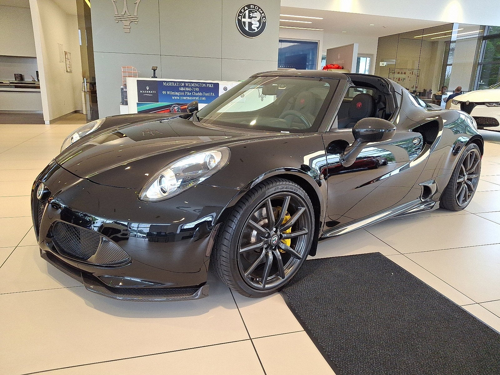 2018 Alfa Romeo 4C Base