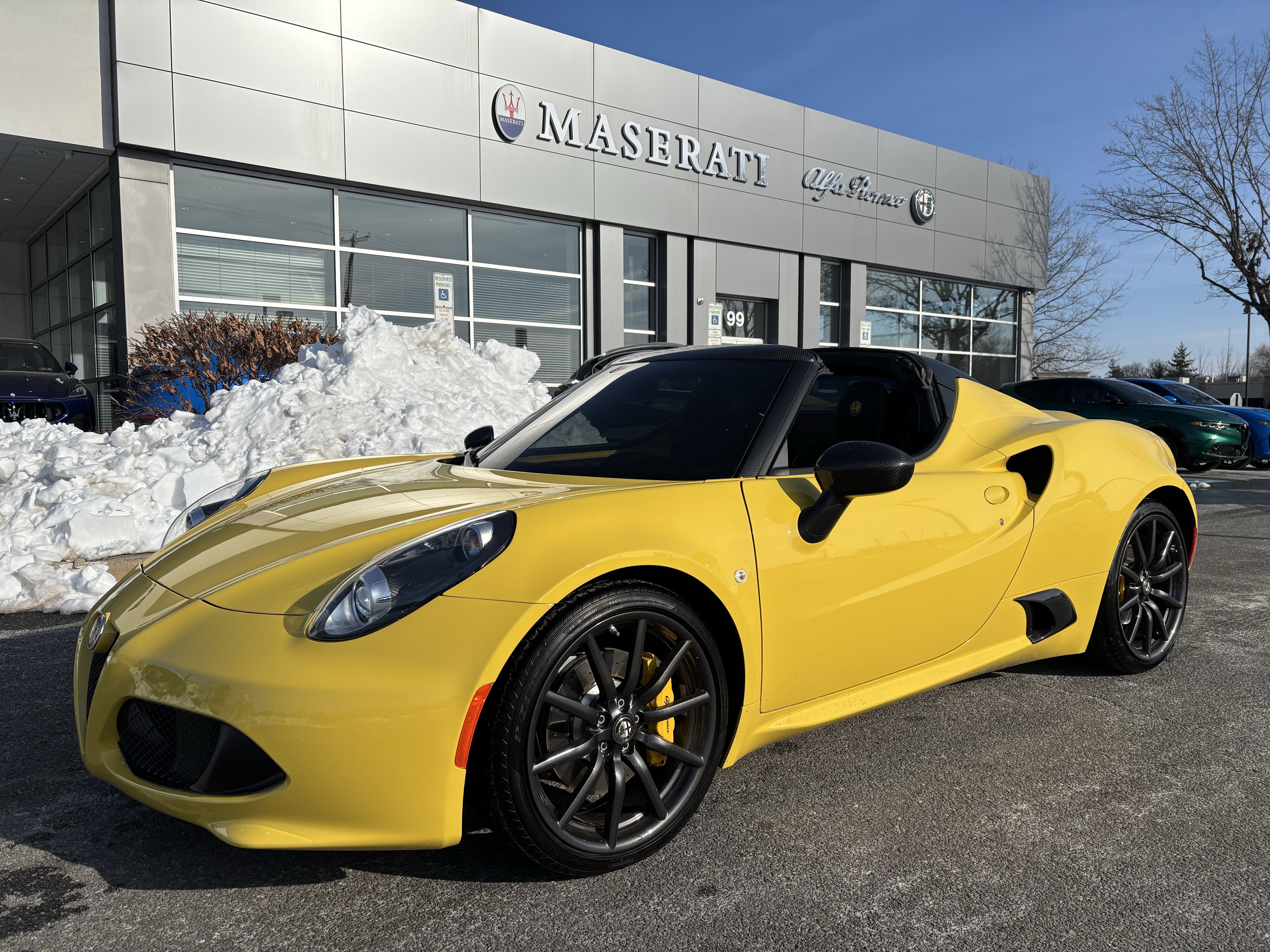 2016 Alfa Romeo 4C Base