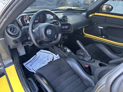 2016 Alfa Romeo 4C Base