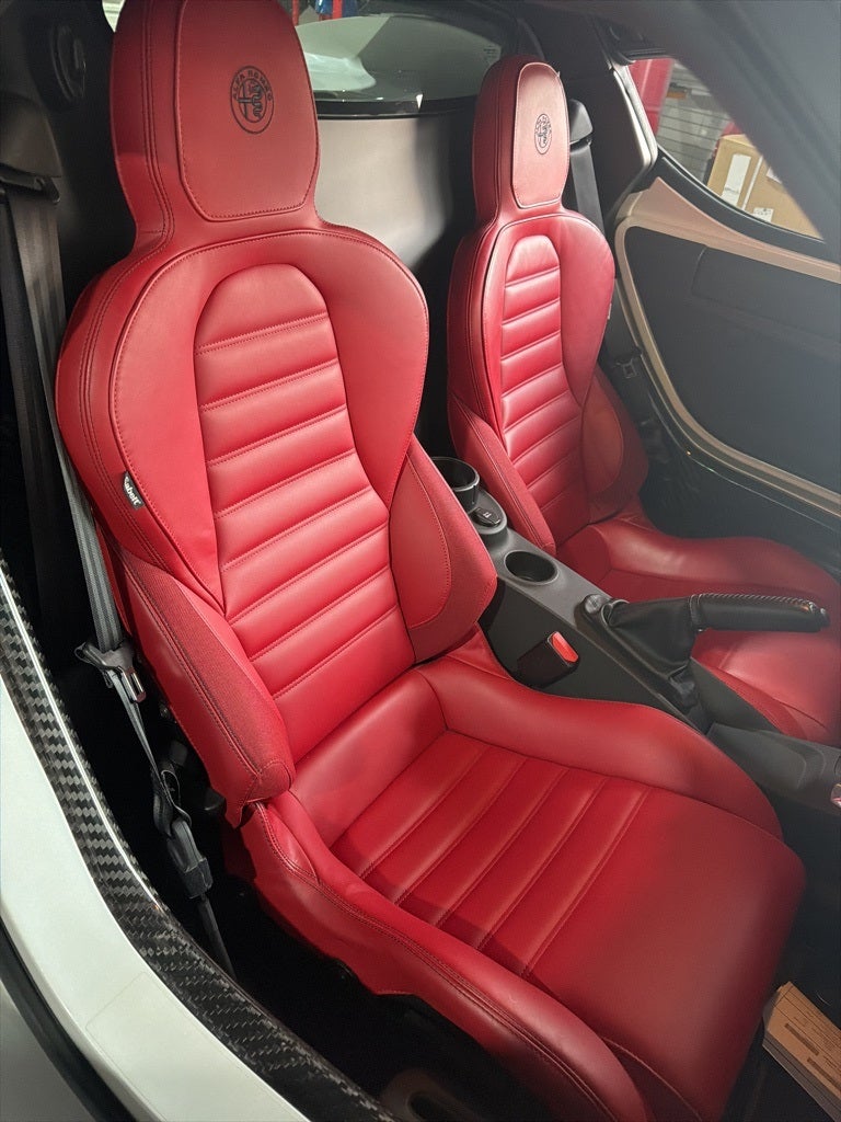 2019 Alfa Romeo 4C Base