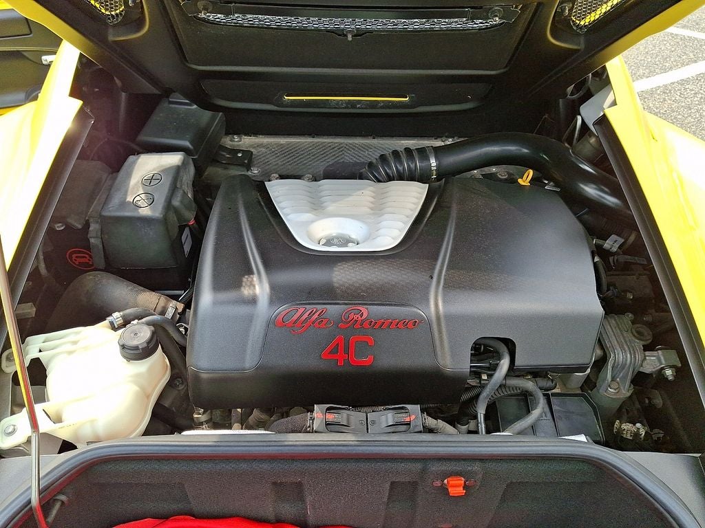 2015 Alfa Romeo 4C Base
