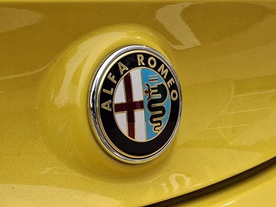 2015 Alfa Romeo 4C Base