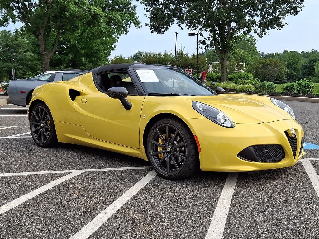 2015 Alfa Romeo 4C Base