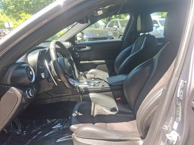 2018 Alfa Romeo Giulia Quadrifoglio