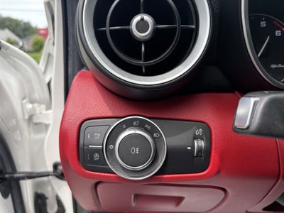 2018 Alfa Romeo Giulia Ti Sport