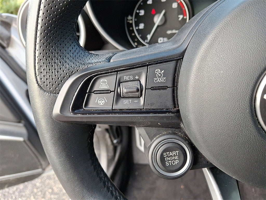 2022 Alfa Romeo Giulia Ti