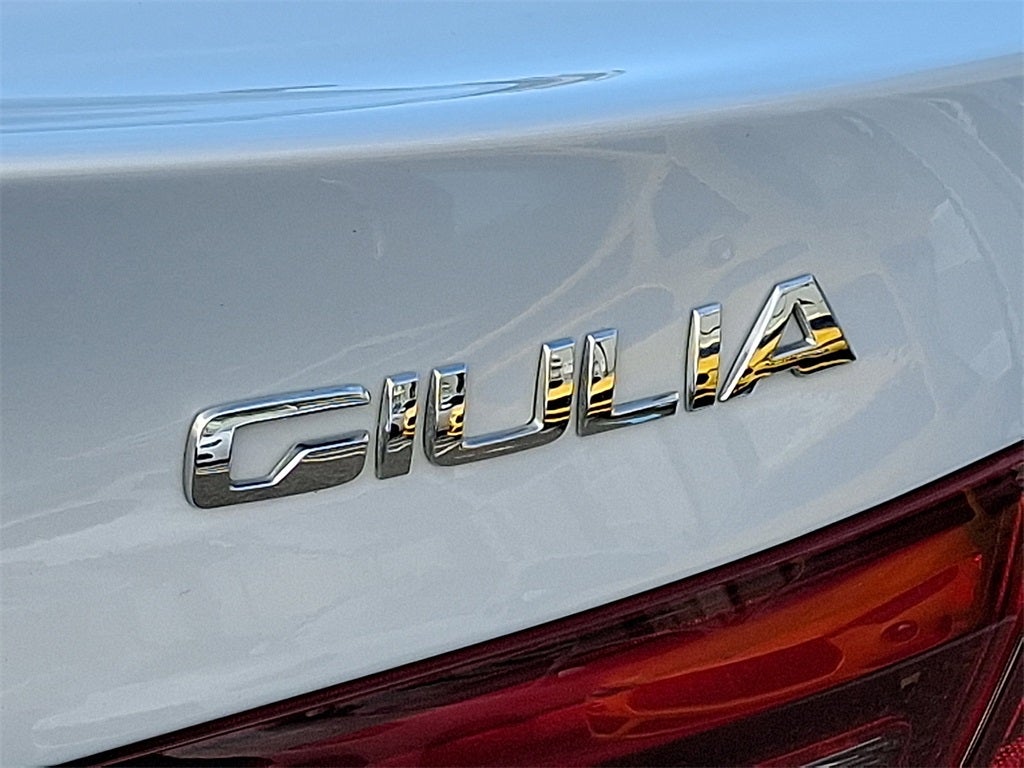 2022 Alfa Romeo Giulia Ti