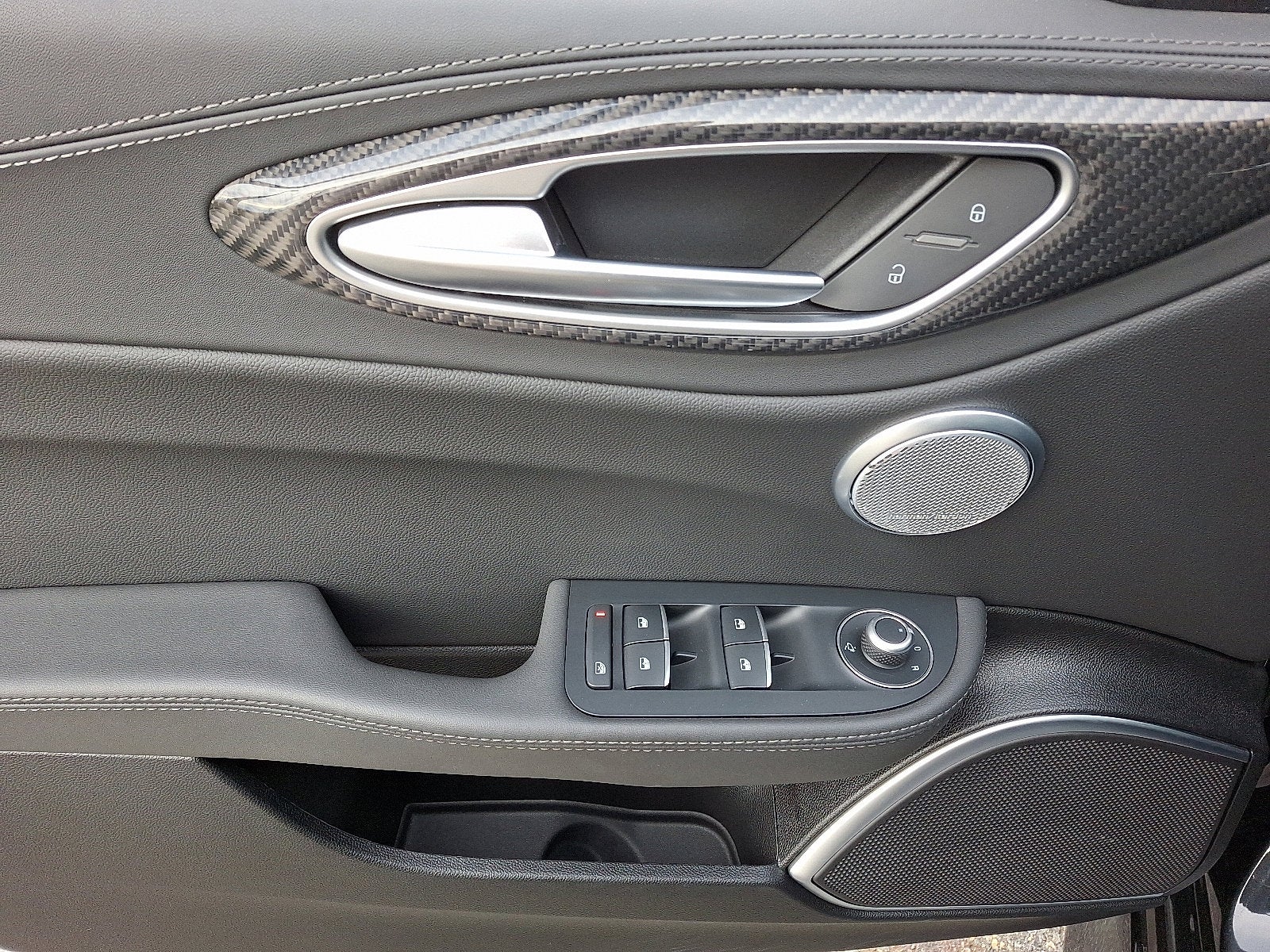 2023 Alfa Romeo Giulia Quadrifoglio