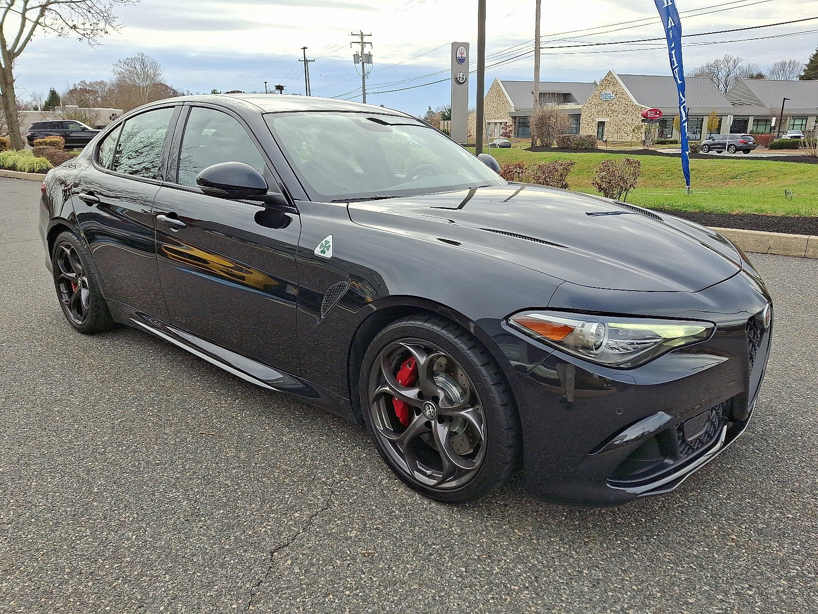 2023 Alfa Romeo Giulia Quadrifoglio