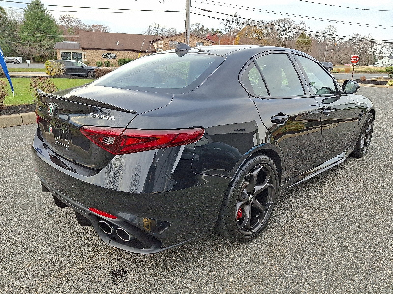 2023 Alfa Romeo Giulia Quadrifoglio